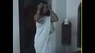 Bengali Bhabi from Kolkata - there Sari